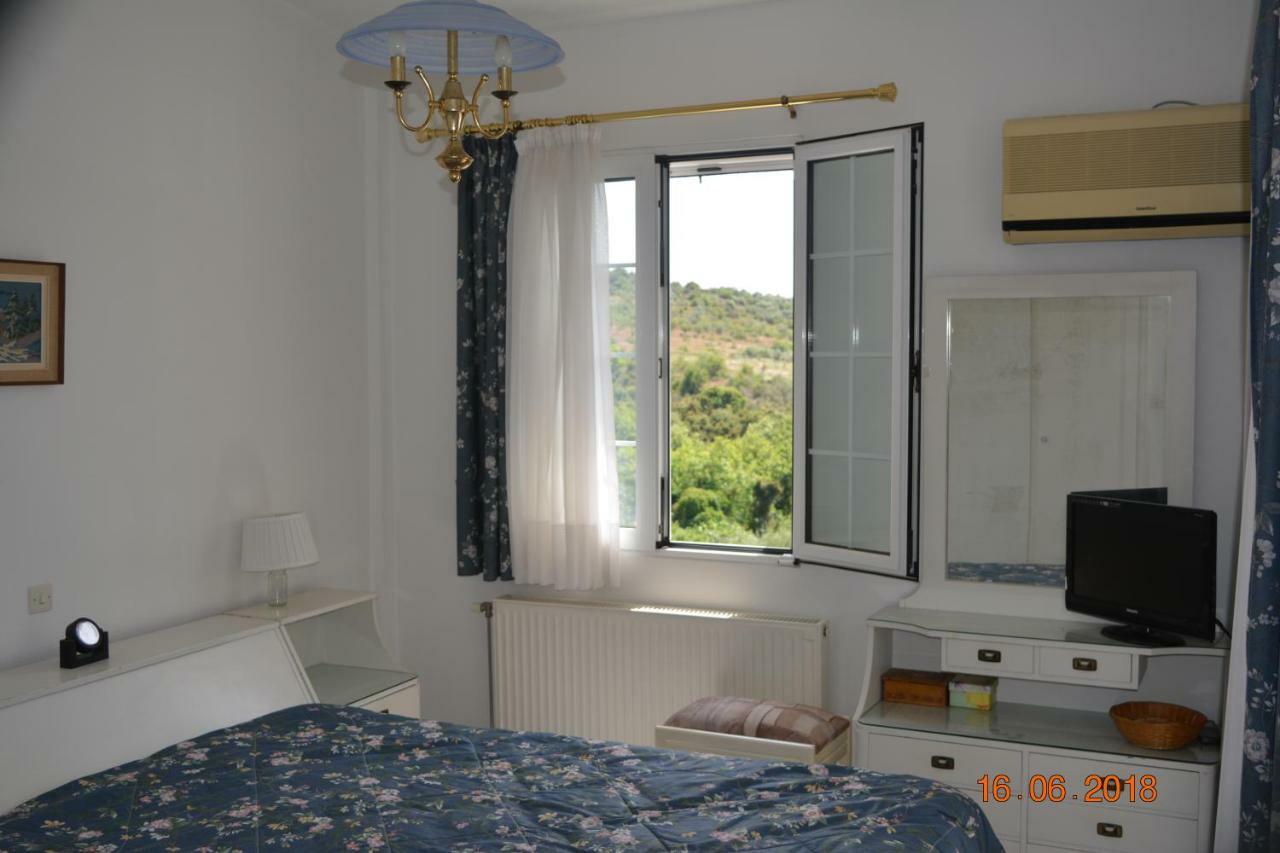 Eleni'S Village Relaxation Home Edipsos Exterior foto